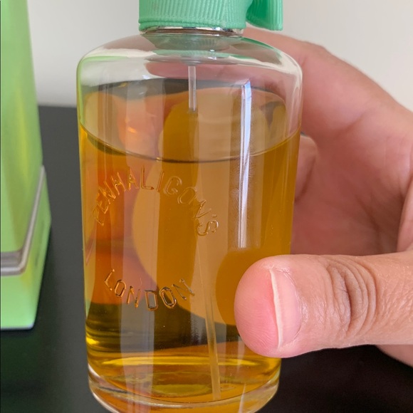 Penhaligon's Lily of the Valley with Green Accents - Picture 7 of 8